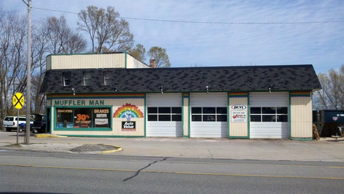 Muffler Man of Manistee